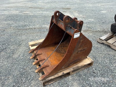 30 in Digging Backhoe Rear Bucket