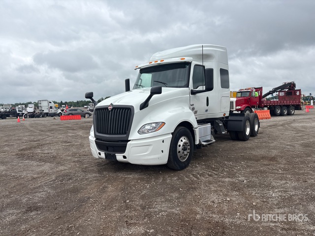 2022 International LT625 6x4 T/A Sleeper Truck Tractor