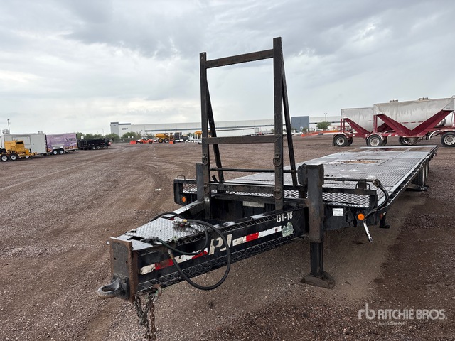 2010 PJ Trailer 35 ft T/A Equipment Trailer