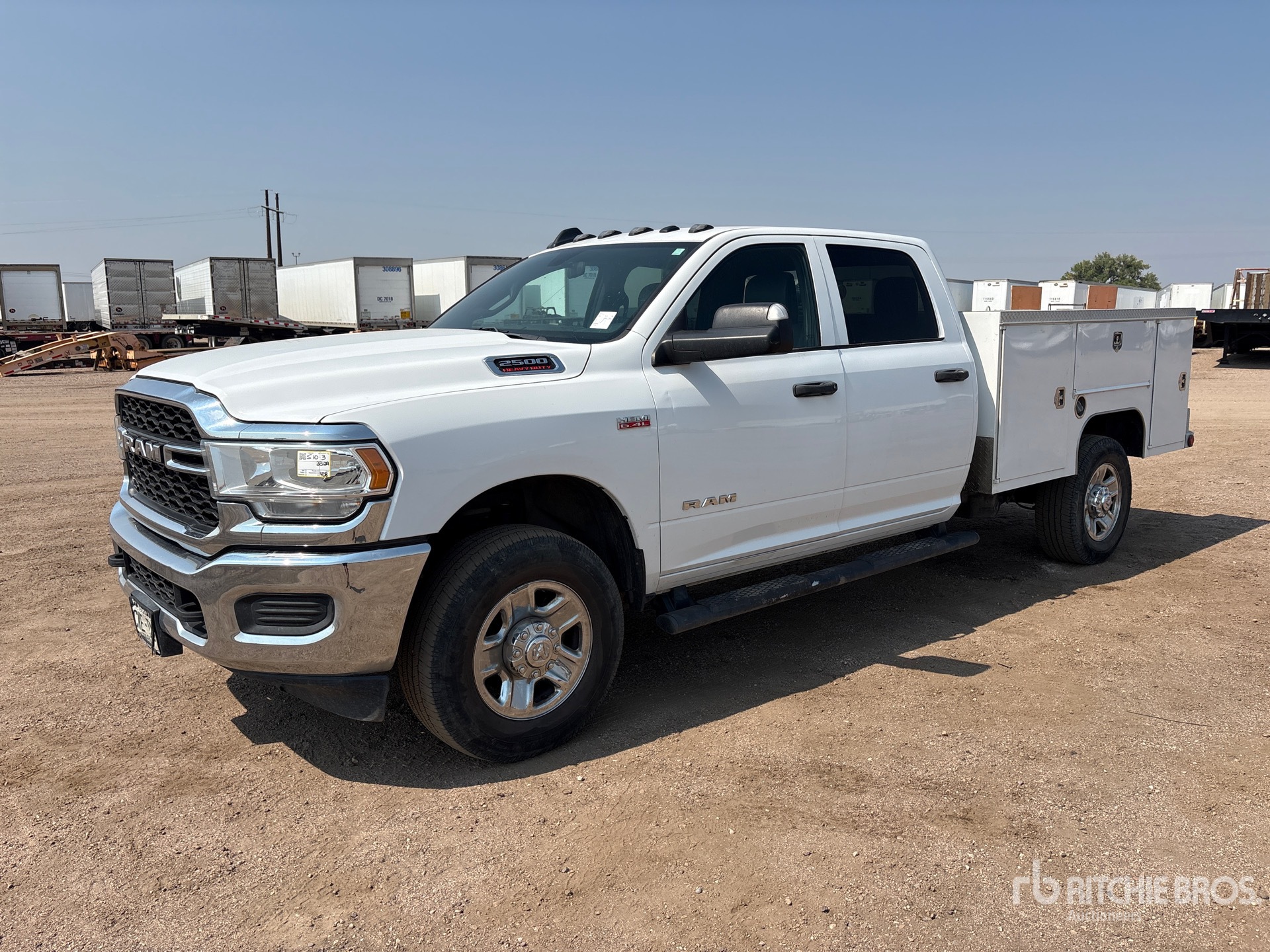 2022 Ram 2500 4x4 Crew Cab Utility Truck