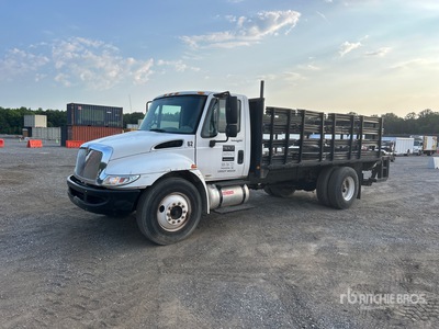 2010 International 4300 4x2 Flatbed Truck