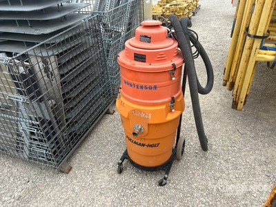 Quantity of Pullman-Holt Aspirateur