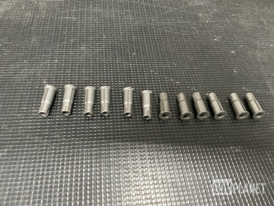 (66) Alcoa Global Fasteners CA1679-8HS Turnlock Fastener Studs
