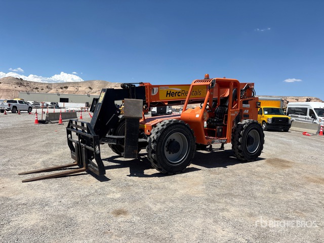 2019 SkyTrak 10042 Telehandler
