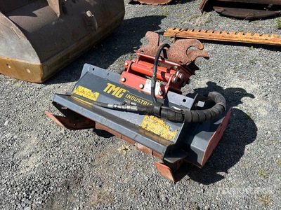 TMG EFM32 32 in Q/C Excavator Flail Mower