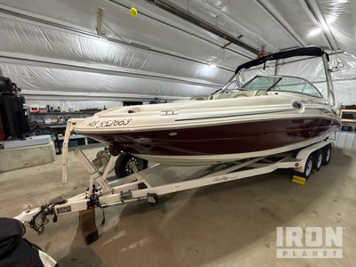 2006 Sea Ray Sundeck 270 27 ft Bowrider Boat w/2006 Metal Craft LV/26/5RBM Trailer