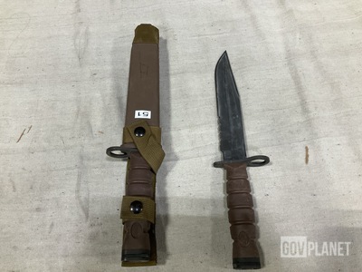 (188) Bayonet Knives w/Scabbards