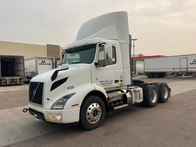 2020 Volvo VNR64T 6x4 T/A Day Cab Truck Tractor