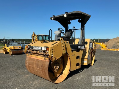 2005 Cat CB-534D Open Rops Compacteur à double bille