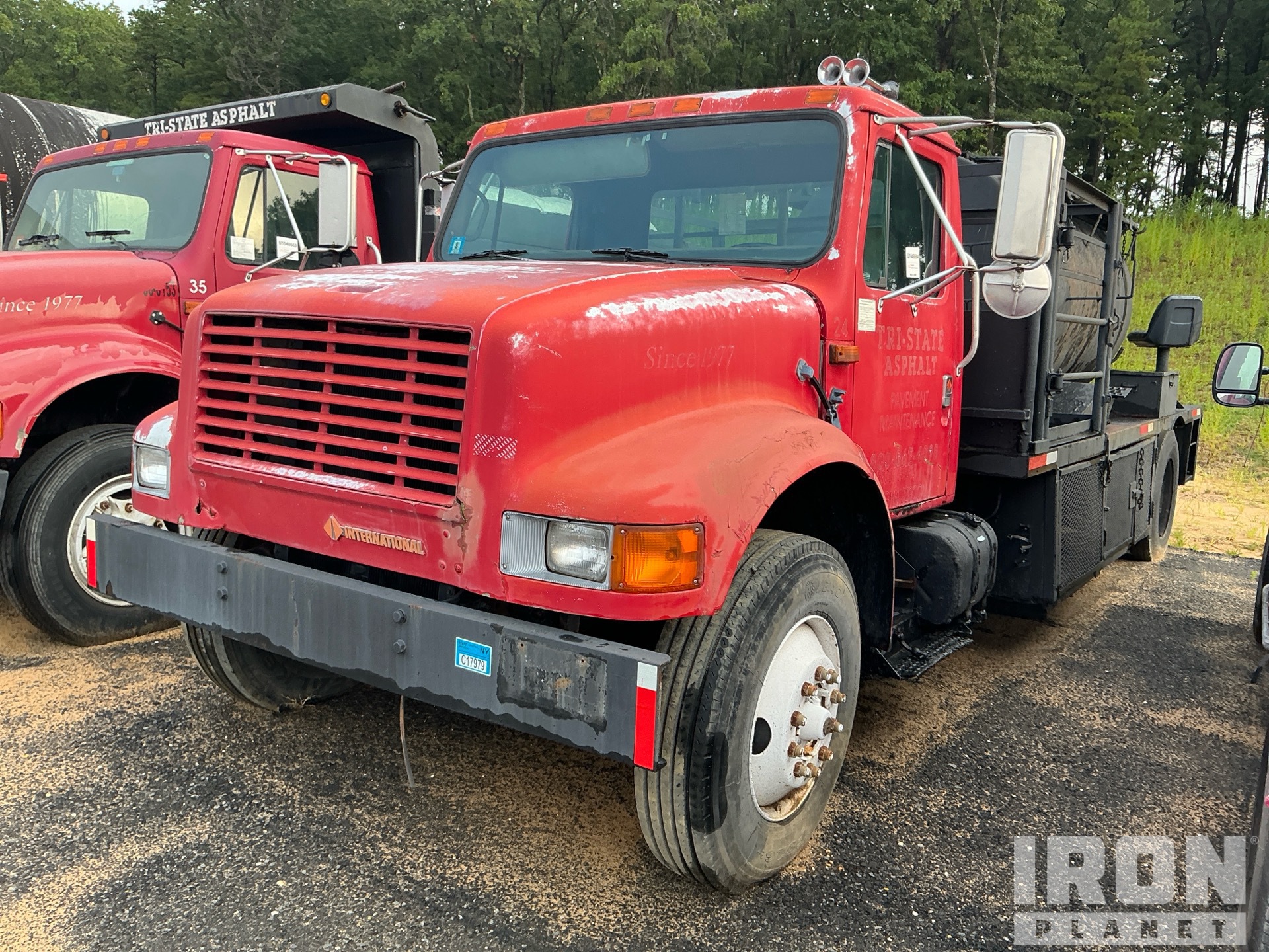 2006 International 4300 4x2 Diesel, Automatic Trans, 3000 Gallon, Pump, Reel