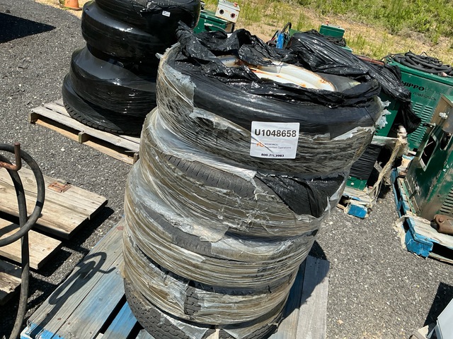Quantity of (5) 235/80R16 Tires Quantity of (5) 235/80R16 Tires