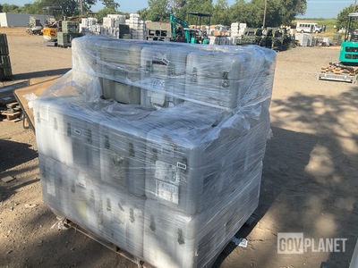 (32) Storage Cases