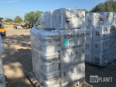 (32) Storage Cases