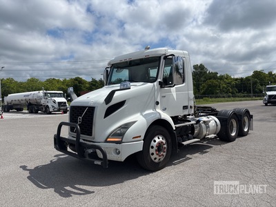 2019 Volvo VNR64T300 6x4 Day Cab Prime Mover