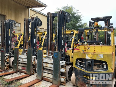 2016 Hyster S155FT 14450 lb Cushion Tire Chariot Élévateur