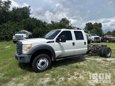 2015 Ford F-550 XL 4x2 Crew Cab Cabina y chasis