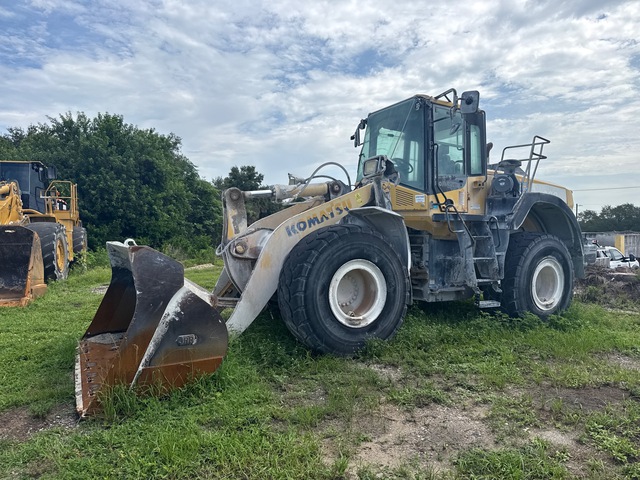 2016 Komatsu WA380-8 Wheel Loader
