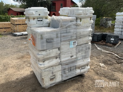 (21) Storage Cases