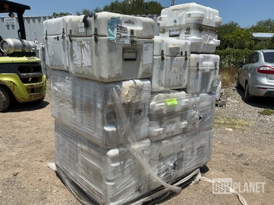 (19) Storage Cases