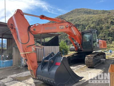 Hitachi ZX350LCNM-5 Tracked Excavator