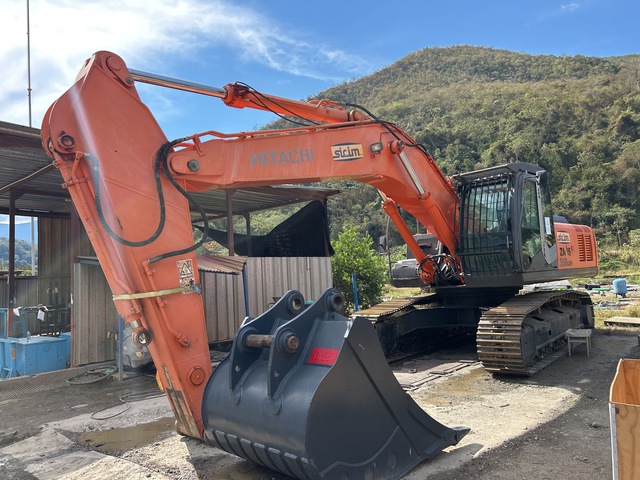 2011 Hitachi ZX350LCNM-5 Tracked Excavator