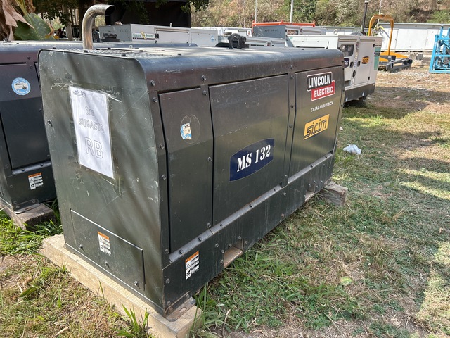 2019 Lincoln Electric Dual Maverick 450 450 A Skid-Mounted Electric Welder