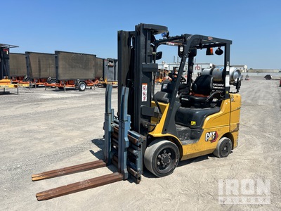 Cat 2C60004 4700 lb Cushion Tire Wózek widłowy