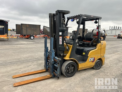 Cat 2C60004 4700 lb Cushion Tire Wózek widłowy