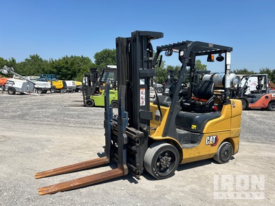 Cat 2C60004 4700 lb Cushion Tire Wózek widłowy