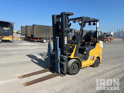 Cat 2C60004 4700 lb Cushion Tire Forklift