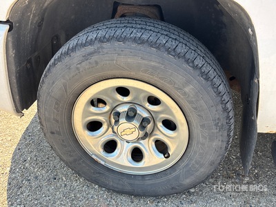2011 Chevrolet Silverado 1500 4x4 Extended Cab Pickup