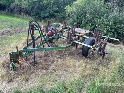 John Deere 658 10 ft 耕うん機