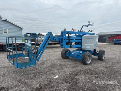 2015 Genie Z4525J 4WD Diesel رافعة بذراع