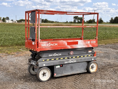 2014 Skyjack SJIII 3220 Electric Plateforme élévatrice à ciseaux