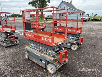 2014 Skyjack SJIII3219 Electric Scissor Lift