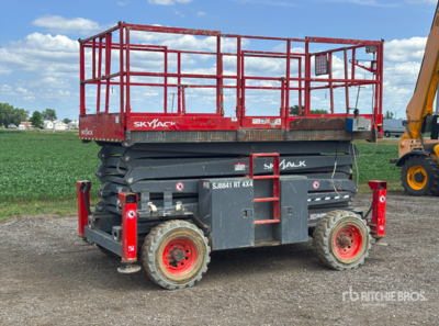 2018 Skyjack SJ8841RT 4x4 LPG Plateforme élévatrice à ciseaux