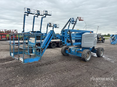 2013 Genie Z4525J 4WD Dual Fuel رافعة بذراع
