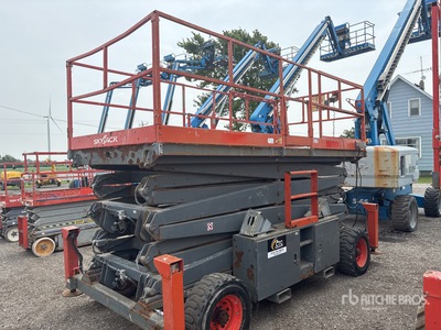 2015 Skyjack SJ9250 4x4 Diesel Scissor Lift