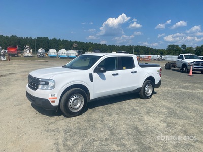 2024 Ford Maverick XL 4x2 Crew Cab Hybrid Pickup