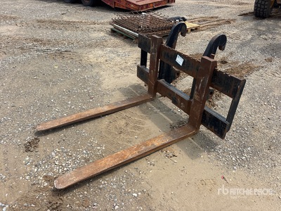 54 in Q/C Backhoe Forks - Fits Cat 420F2 IT