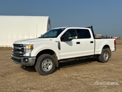 2020 Ford F-250 XLT 4x4 Crew Cab Pickup