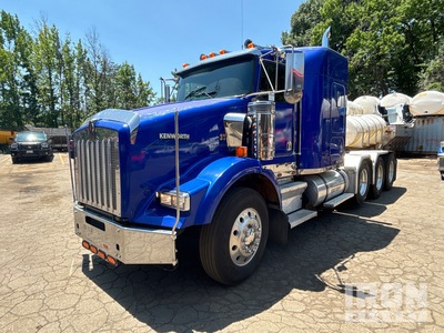 2004 Kenworth T800 8x4 Cabeza Tractora Cabina Dormitorio