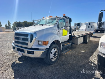 2013 Ford F-750 4x2 Tilt Tray Truck