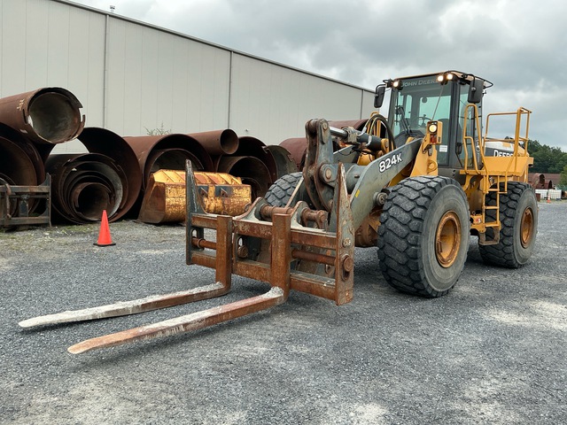 2009 John Deere 824K Wheel Loader