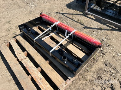 2026 GIYI GY-BF47 47 in Skid Steer Bale Spear (Unused)