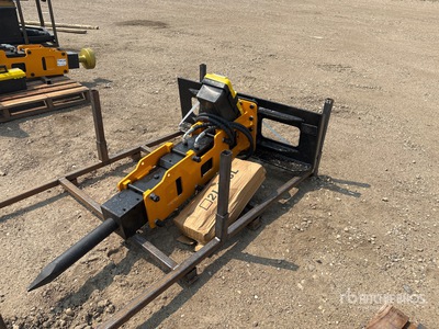 2026 GIYI GY-P680 45 in Skid Steer Breaker (Unused)