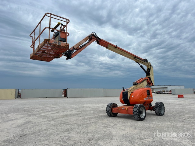 2008 JLG 600AJ 4WD Diesel Articulating Boom Lift
