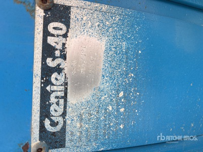 2000 Genie S-40 Telescopic Boom Lift