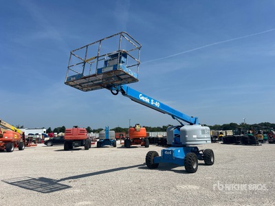 2004 Genie S-40 4WD Dual Fuel Plataforma Elevadora Telescópica