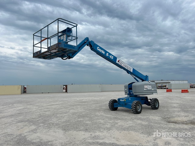 2004 Genie S-45 4WD Diesel Telescopic Boom Lift